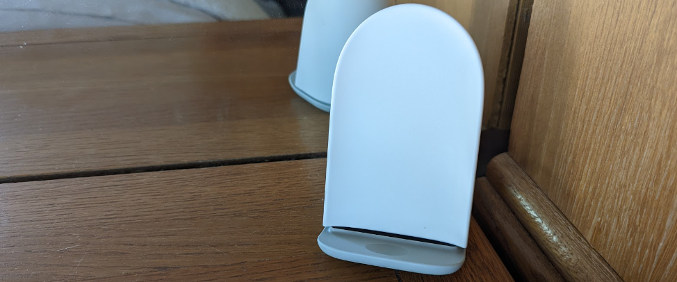 Using the Pixel Wireless Charging Stand (2nd gen)